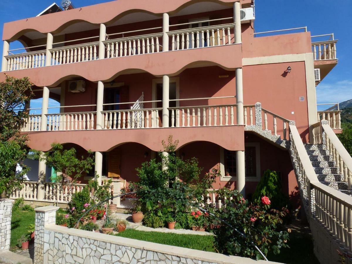 Marinos Studios At Lourdata Village Exteriér fotografie